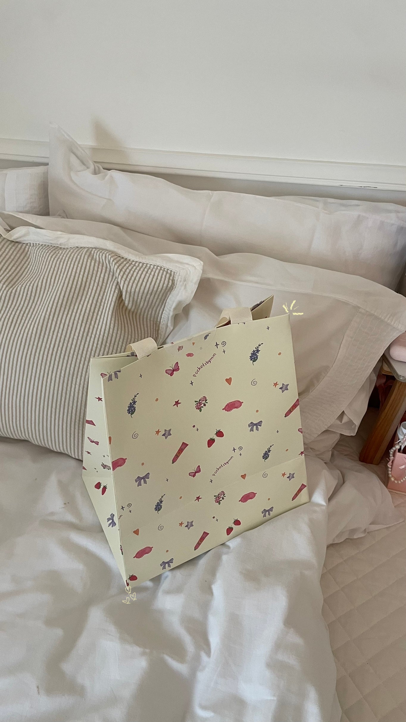 Pocketsbymm paper bag