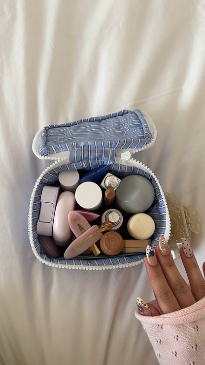 Boyfriend micro-pouch
