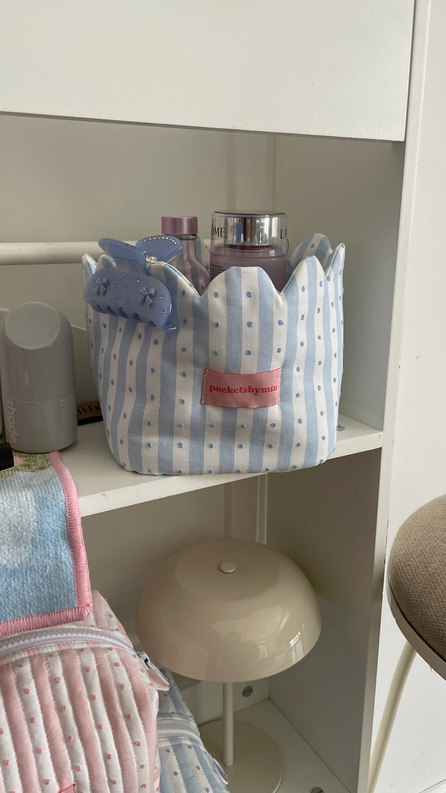 Peonies pocket