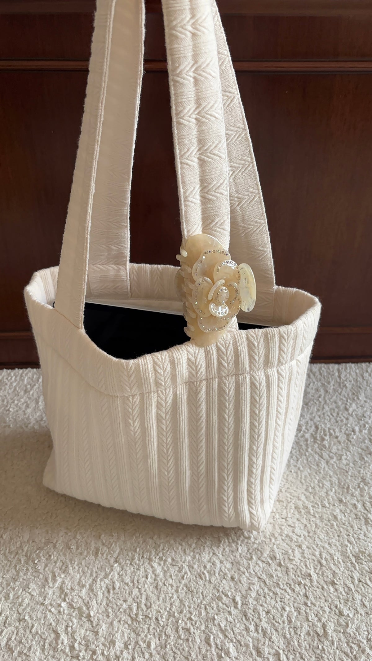 Vanilla tote