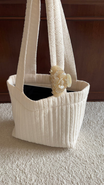 Vanilla tote